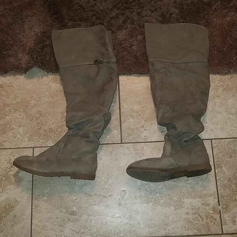 Womans boots